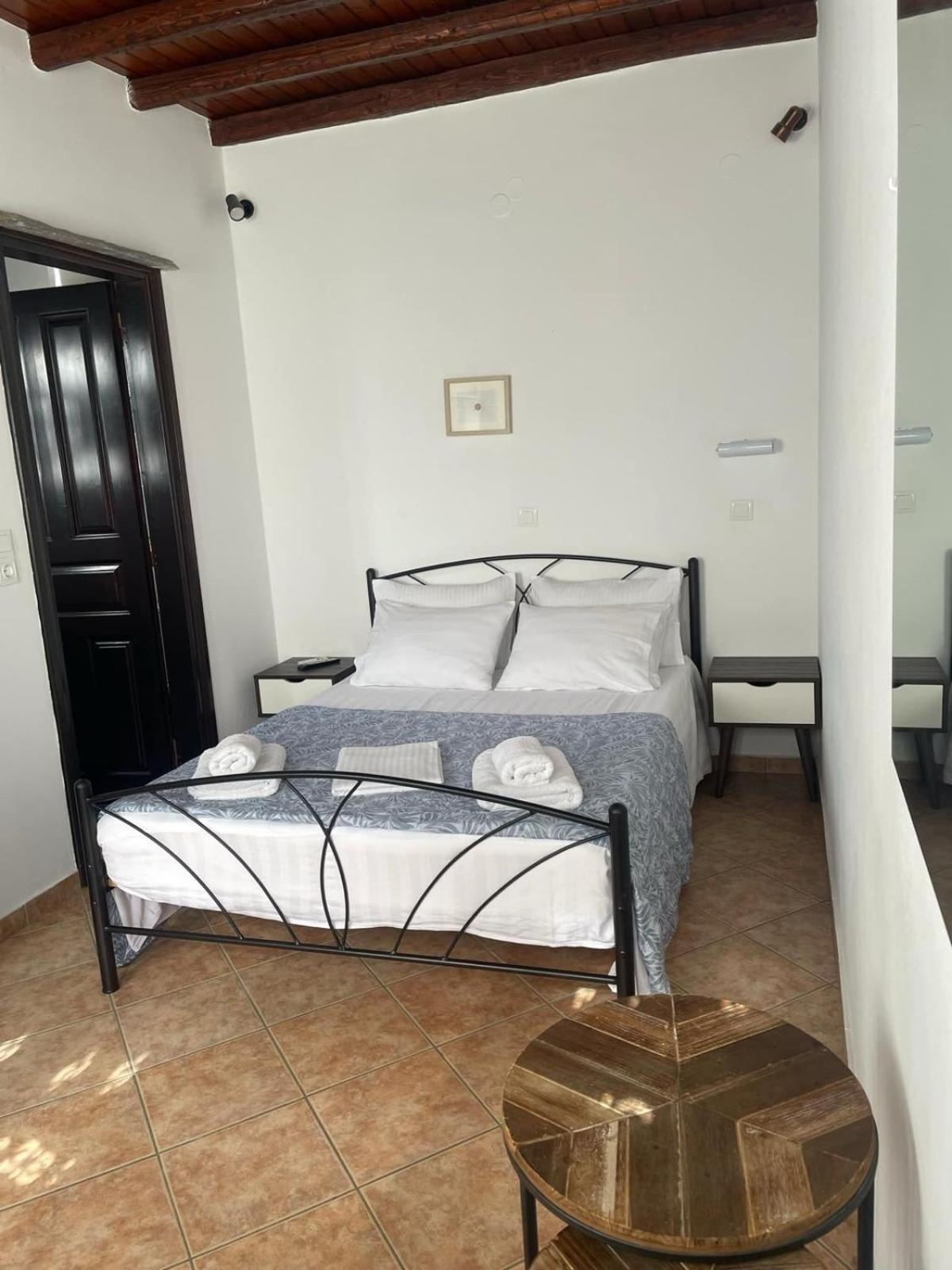 Spitalia Rooms Tínos Esterno foto